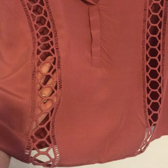 LOFT mauve pink blouse LP circle cutouts - Picture 2 of 3